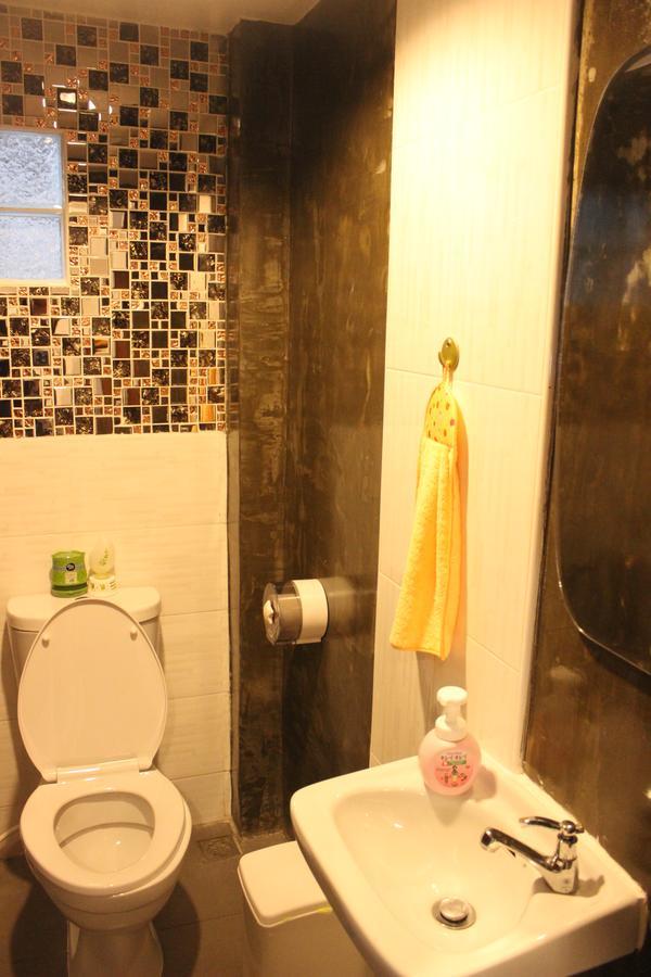 Rak Khun Hostel Chiang Mai Buitenkant foto