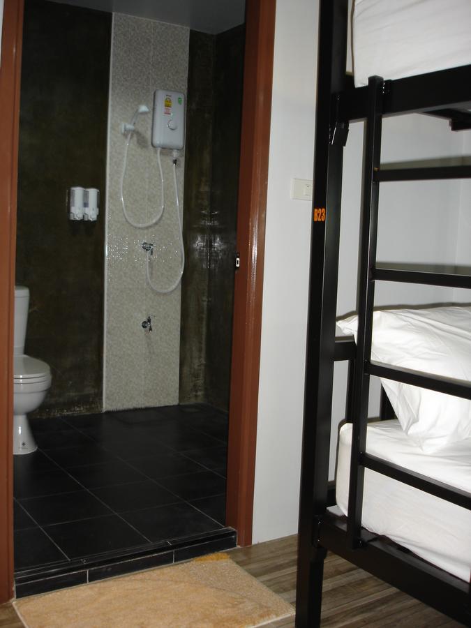 Rak Khun Hostel Chiang Mai Buitenkant foto