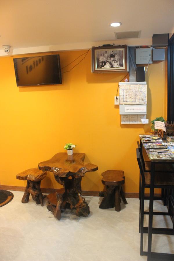 Rak Khun Hostel Chiang Mai Buitenkant foto